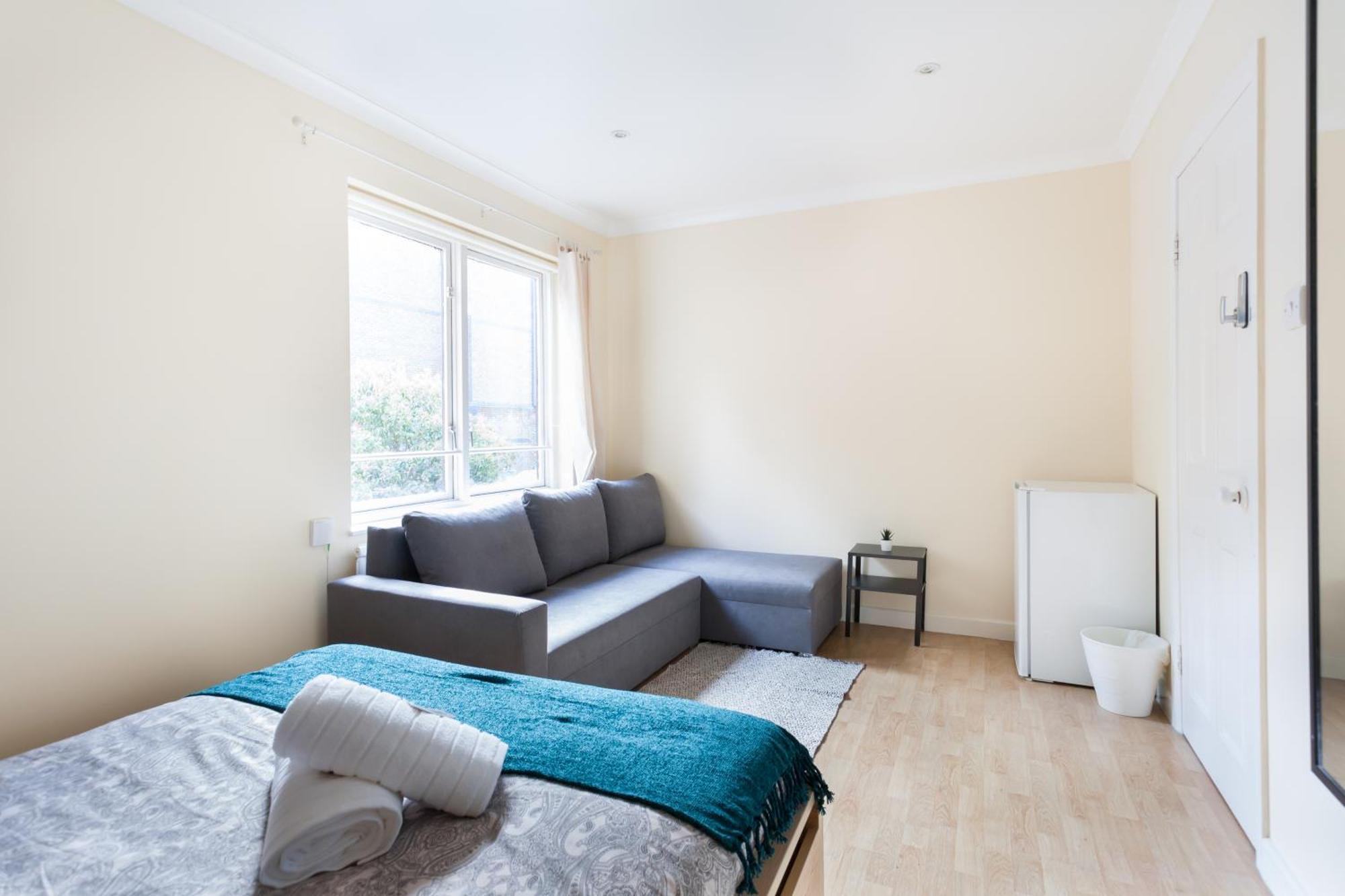 Tower Bridge Homestay